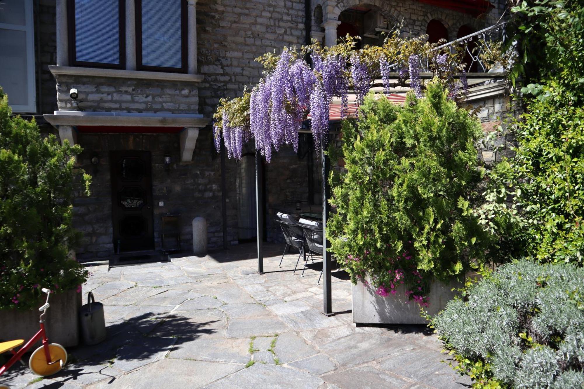 Barony Le Pergole Holiday Apartments Lugano Exterior photo